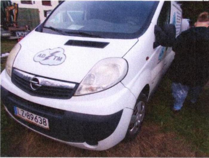 Ogłoszenia kupię sprzedam Syndyk sprzeda auto dostawcze Opel Vivaro, 2012 r.