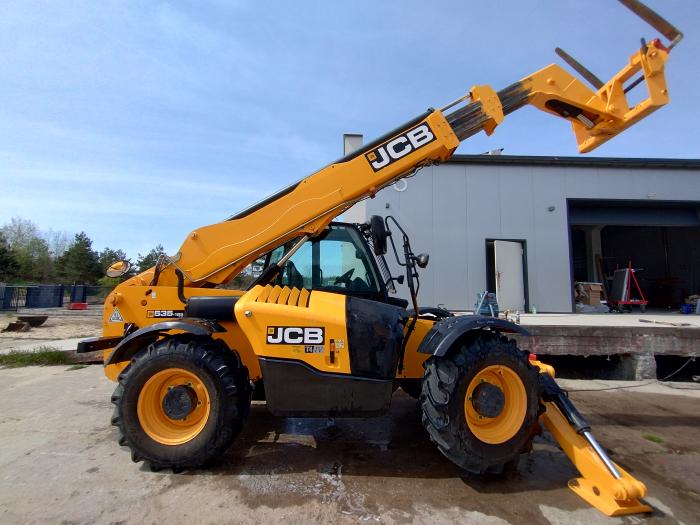 Ogłoszenia kupię sprzedam Ładowarka JCB 535-125 HiViz rok 2017