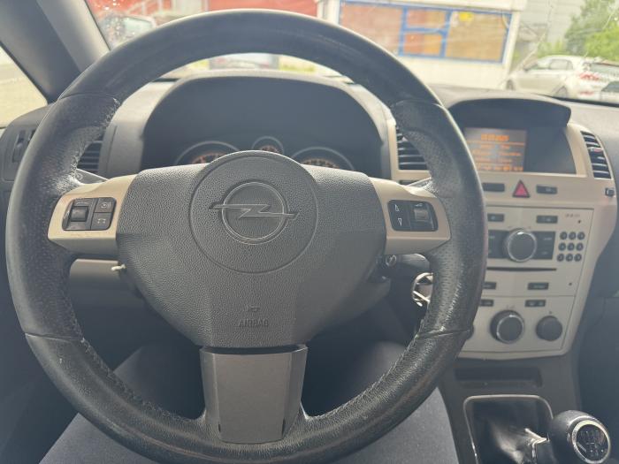 Ogłoszenia kupię sprzedam Opel Zafira 1,8 LPG 2008r