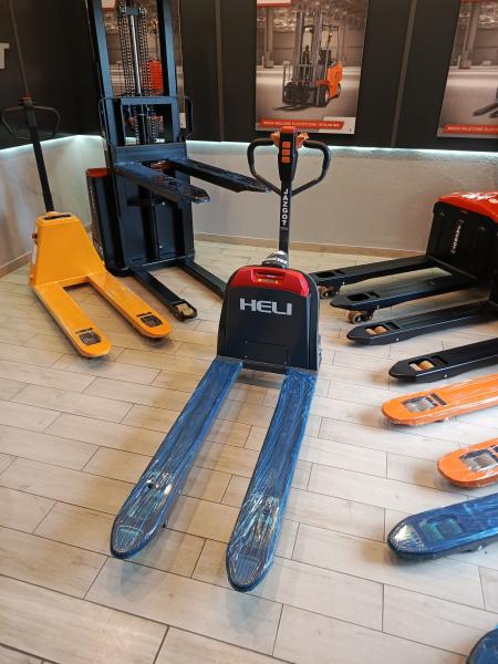 Ogłoszenia kupię sprzedam Wózek Paletowy Paleciak 1500 kg Heli
