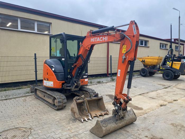 Ogłoszenia kupię sprzedam Mini-koparka Hitachi ZX 33 ! Okazja!