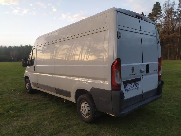 Ogłoszenia kupię sprzedam Peugeot boxer 2015 bezwypadkowy