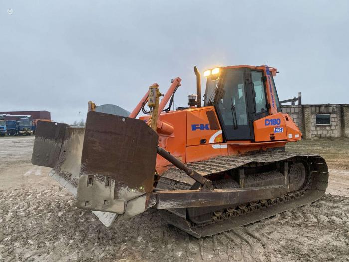 Ogłoszenia kupię sprzedam Fiat-Kobelco D 180 LGP