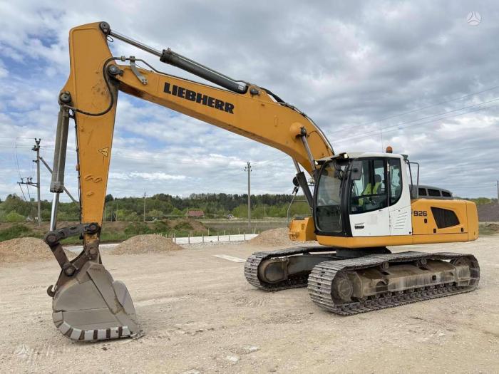 Ogłoszenia kupię sprzedam Liebherr R 926 LC