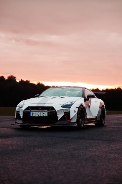 Ogłoszenia kupię sprzedam Nissan GTR R35 Track Edition