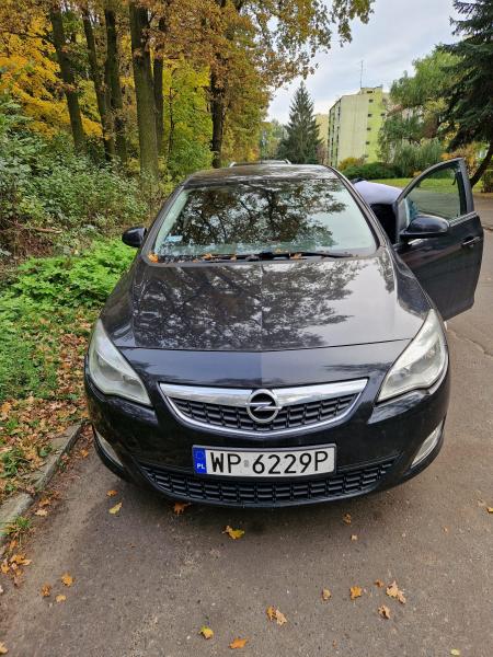 Ogłoszenia kupię sprzedam Opel Astra J
