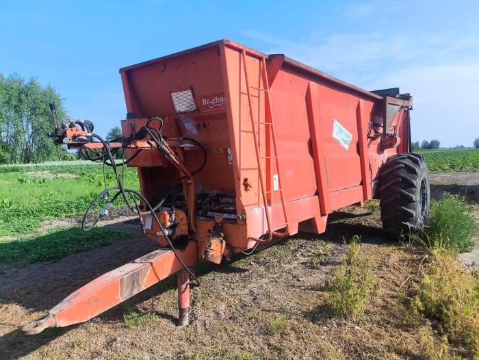 Ogłoszenia kupię sprzedam Rozrzutnik obornika Brochard Dragon 2