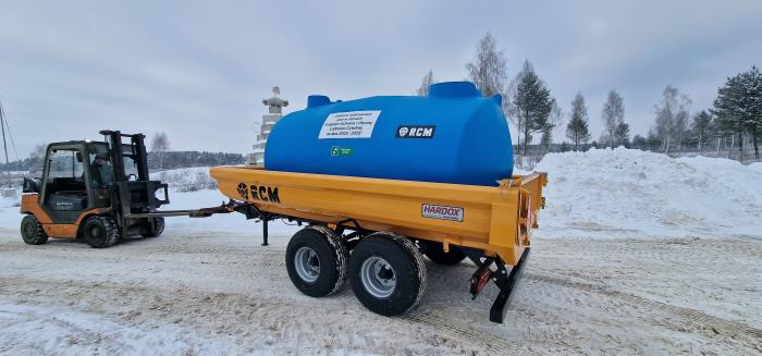 Ogłoszenia kupię sprzedam ZBIORNIK WODY PITNEJ  5000 L na przyczepie dostępna od ręki przyczepa RCM PK1