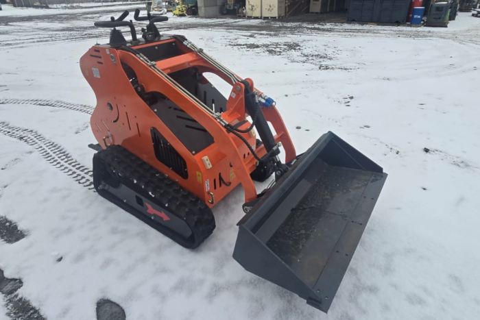 Ogłoszenia kupię sprzedam Mini ładowarka gąsienicowa MACHPRO MP-S50PRO