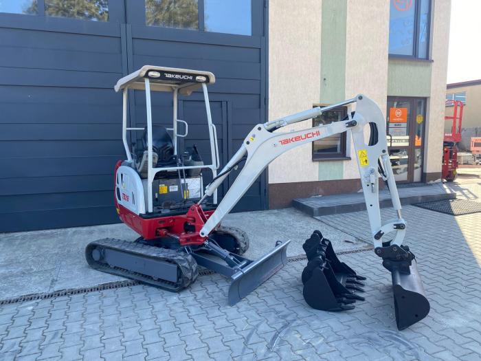 Ogłoszenia kupię sprzedam Takeuchi TB 216 otwarta kabina - jak nowa 2019 rok!